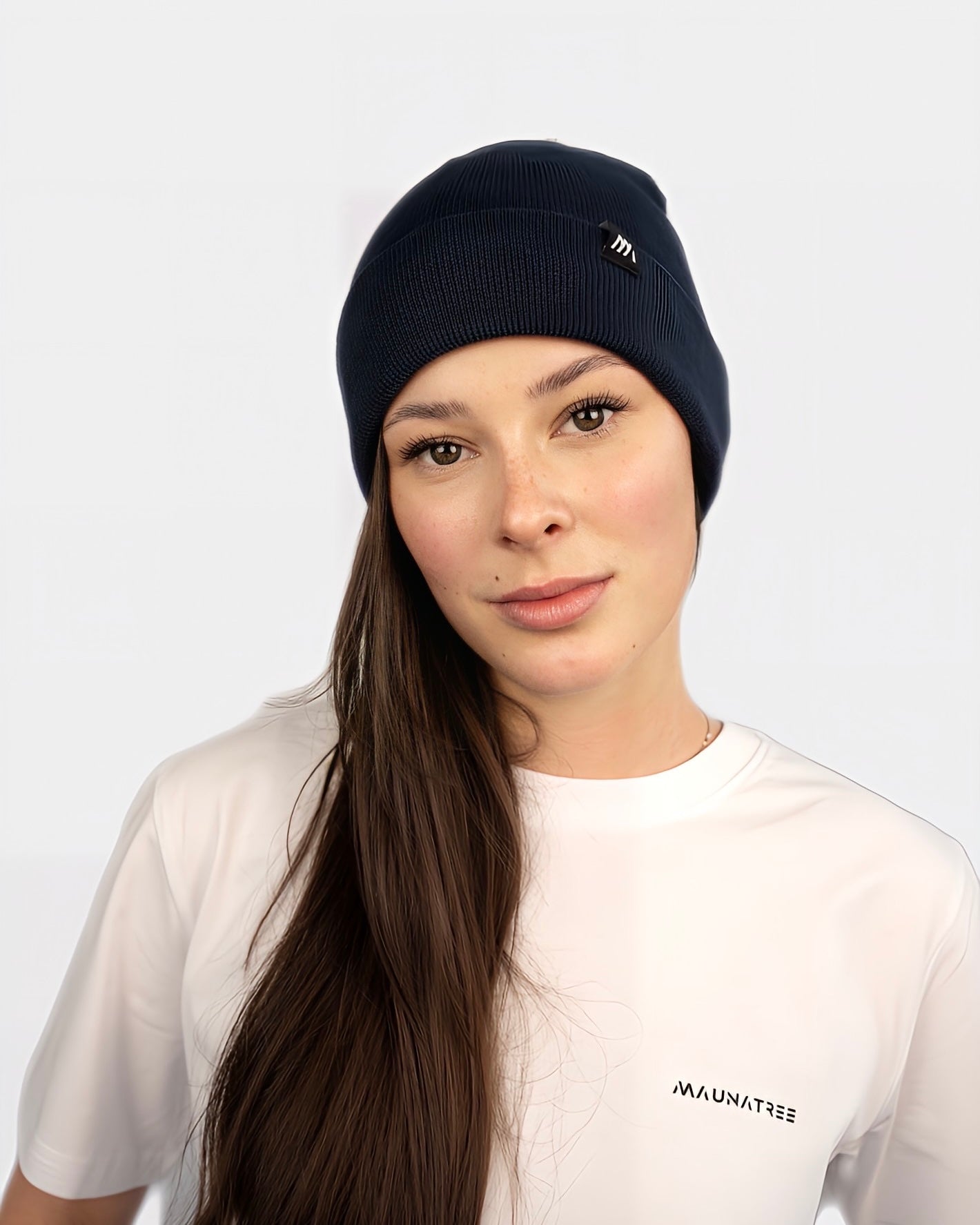 Setze ein Statement mit der Maunatree Unisex-Beanie/Mütze: Stylisch, nachhaltig und vielseitig in verschiedenen Farben (blau). Hergestellt aus 80% Bio-Baumwolle und 20% recyceltem Polyester – für bewussten Komfort. Diese Beanie/Mütze trägt das Öko-Tex Siegel, ist vegan und FairWear bestätigt. Ein perfektes Accessoire für umweltbewusste Köpfe. #NachhaltigeMode #Maunatree"